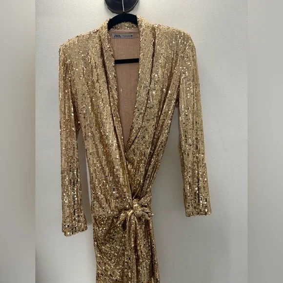 green emerald velvet dress Zara Black & Gold Sequin Cocktail Short Dress | Pre Loved